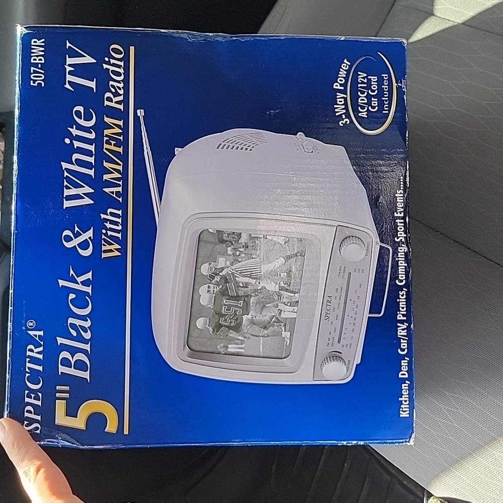 Spectra 5" Black & White TV with AM/FM Radio - IN BOX
